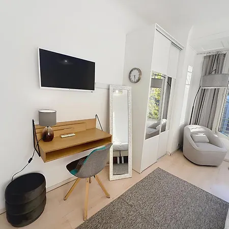 3 Bedroom 3 Bath Close To Palais & Croisette By Olam Cannes